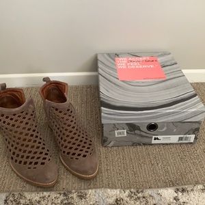 Jeffrey Campbell Taggart Bootie